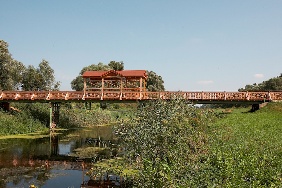 Die neue Brücke von Andau überquert den Einserkanal